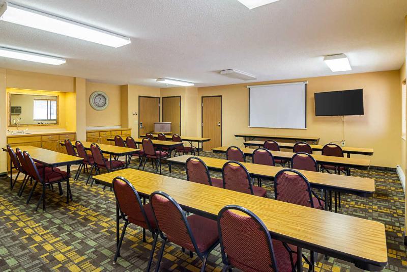 Quality Inn Thief River Falls Exteriör bild