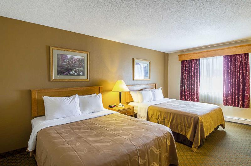 Quality Inn Thief River Falls Exteriör bild